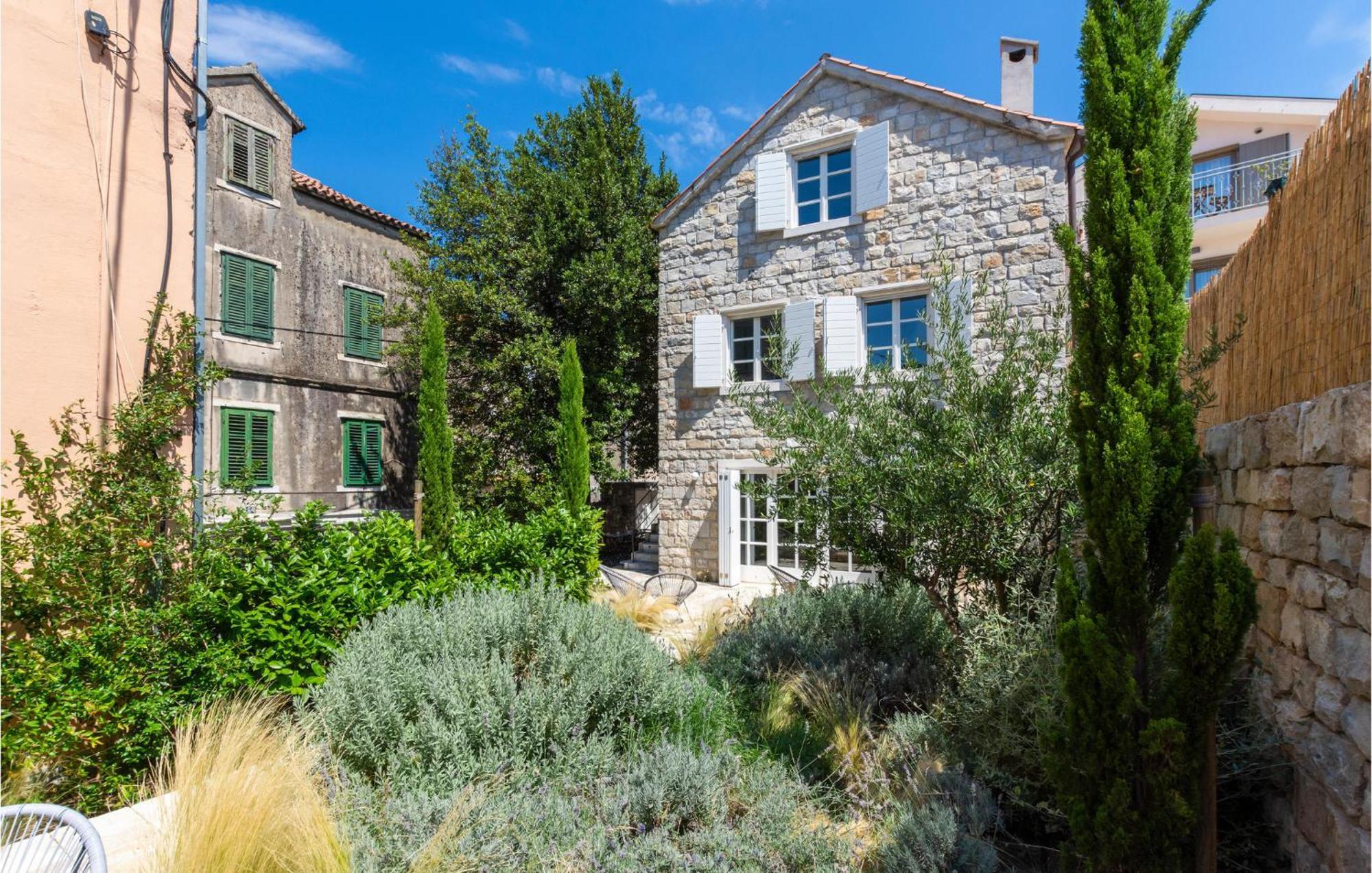 Stunning Home In Split With Outdoor Swimming Pool Exterior photo