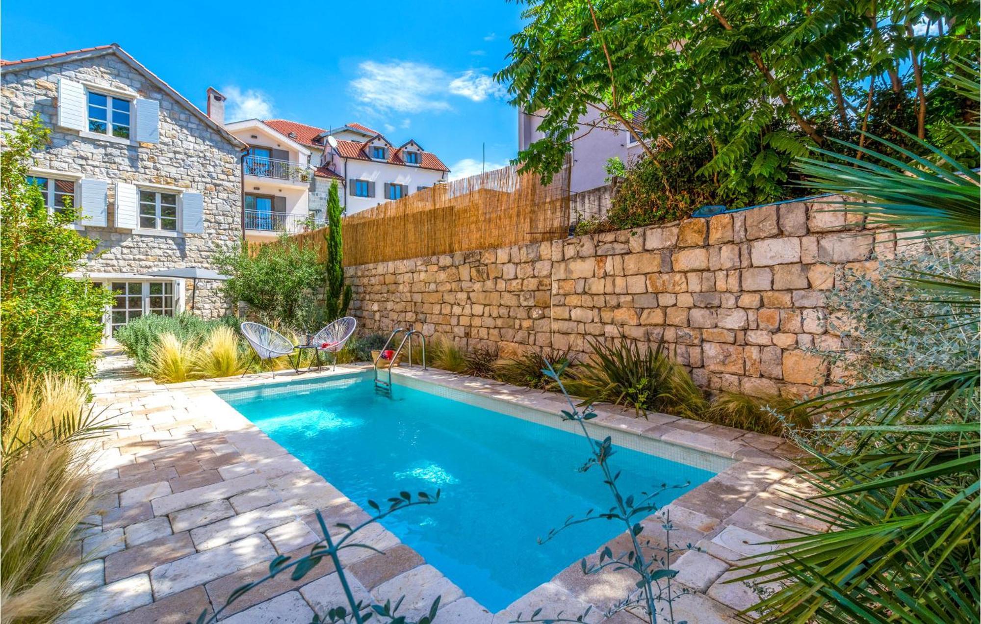 Stunning Home In Split With Outdoor Swimming Pool Exterior photo
